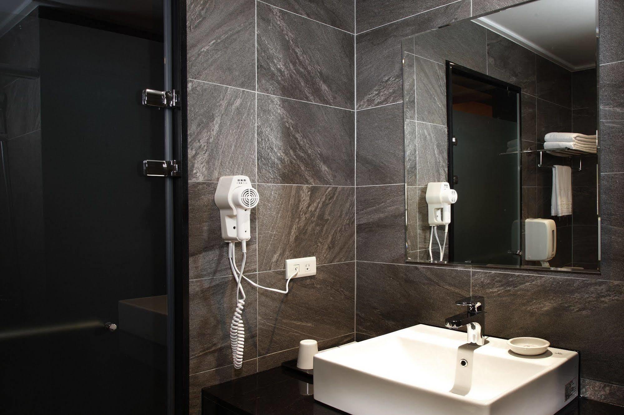 Grace Hotel Taipei Dış mekan fotoğraf